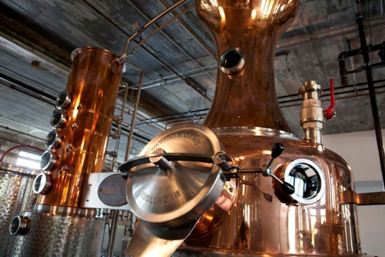 Cover image for Distilled Spirits, the Michigan Way